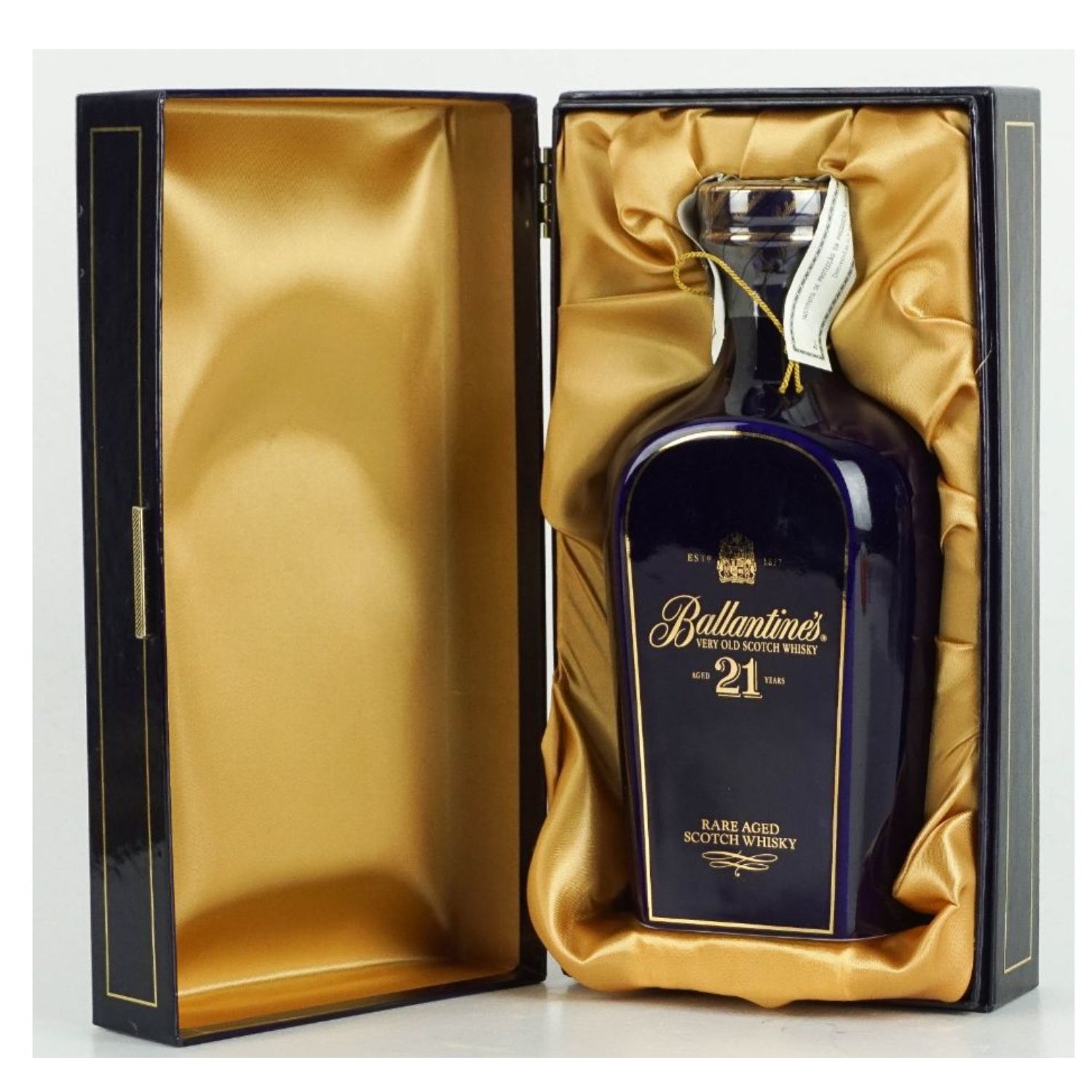 whisky-ballantines-21-anos-porcelana-em-estojo